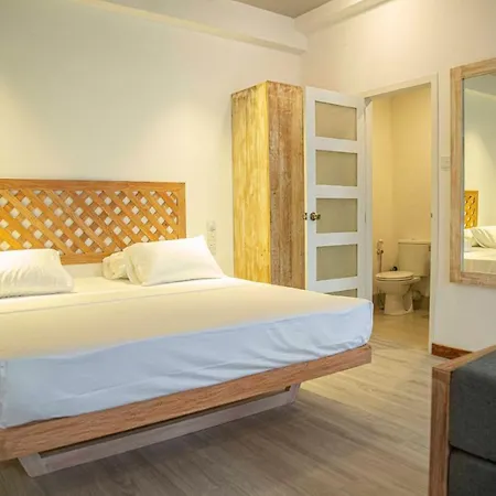 Iddamal Bay Apartments Dehiwala-Mount Lavinia Екстер'єр фото