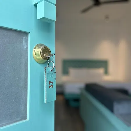 Iddamal Bay Apartments Dehiwala-Mount Lavinia Екстер'єр фото