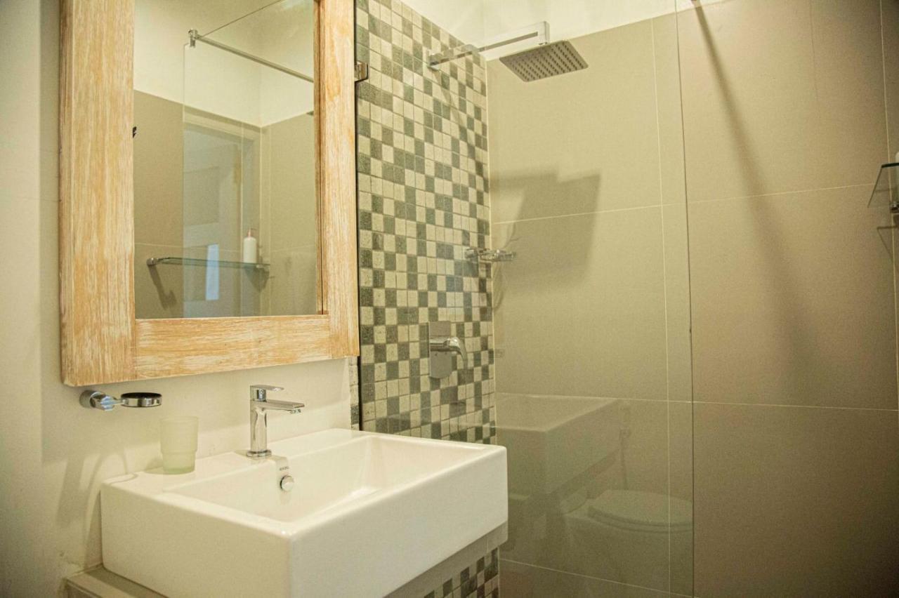 Iddamal Bay Apartment *